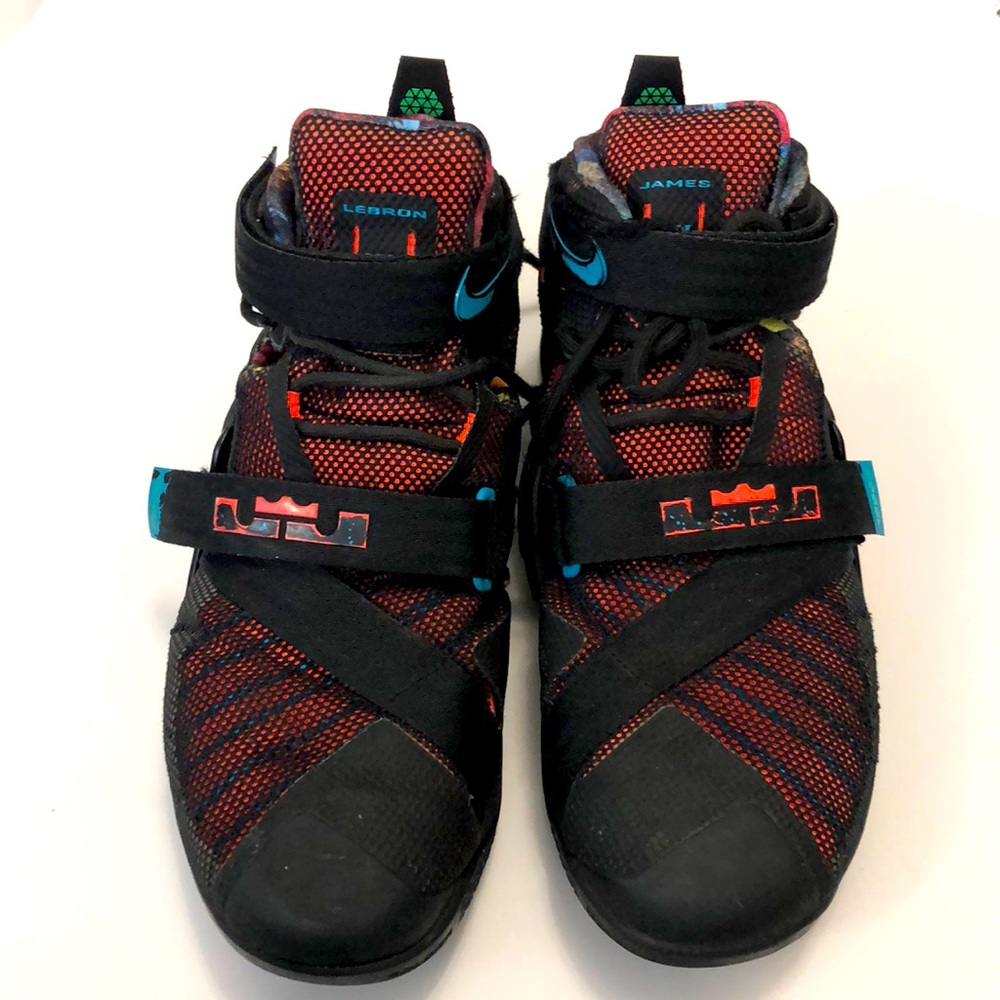 Nike 10.5 Shoe Black Athletic Lebron James OK Orange Blue Velcro Lace Excellent